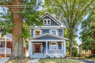 6121 Woodmont Ave, Cincinnati, OH 45213