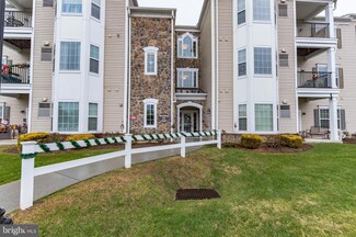 1112 Creekside Dr, Brookhaven, PA 19015