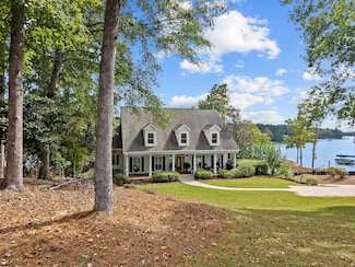 1651 Lighthouse Cir, Greensboro, GA 30642