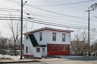 38 Main St, Philadelphia, NY 13673