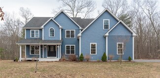 26 Appleton Ln, North Scituate, RI 02857