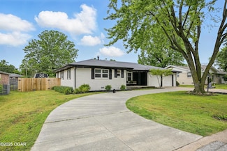 2722 Wisconsin Ave, Joplin, MO 64804