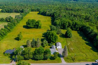 1149 W Main St, Dover-Foxcroft, ME 04426