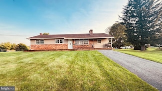 2323 Flag Marsh Rd, Mount Airy, MD 21771