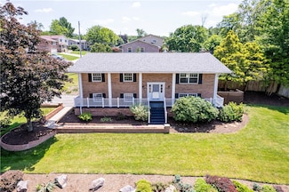 25 Nottingham Dr, Greensburg, PA 15601