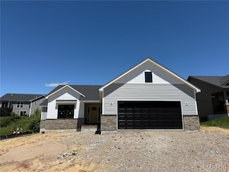 7990 Matterhorn Canyon Rd, Caseyville, IL 62232