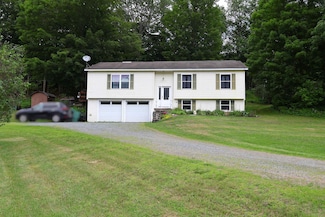 2198 Vermont 14, Sharon, VT 05065