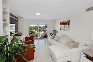 7560 SW 82nd St Unit G214, Miami, FL 33143