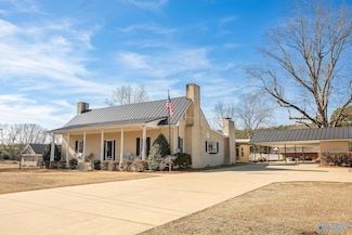 1509 Reid Cir, Gadsden, AL 35903