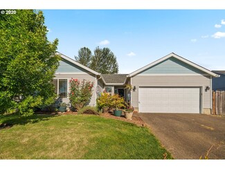 931 Mountain View Ln, Molalla, OR 97038