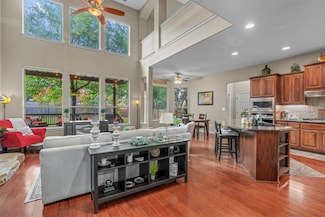 7505 Roaring Springs Dr, Austin, TX 78736