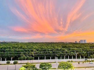 2841 NE 163rd St Unit 1008, North Miami Beach, FL 33160