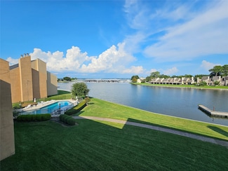 12600 Melville Dr Unit 321B, Montgomery, TX 77356