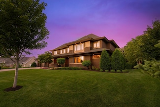 3776 Woodland Cove Pkwy, Minnetrista, MN 55331