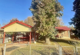 1803 Marvin St, Tahlequah, OK 74464