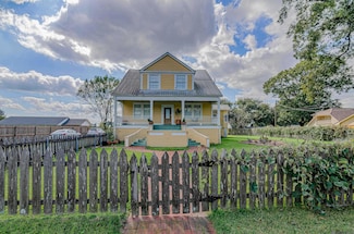 1240 Mississippi St, Donaldsonville, LA 70346