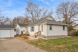 3125 Raccoon St, Des Moines, IA 50317