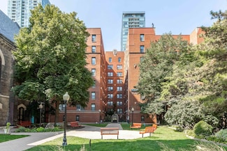 1140 N La Salle Dr Unit 217, Chicago, IL 60610