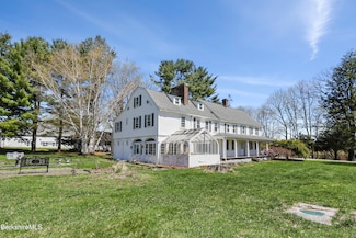 802 State Rd, Richmond, MA 01254