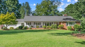 1143 Salem Lake Rd, Winston Salem, NC 27107
