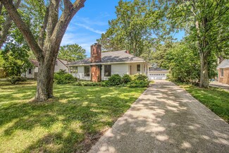 936 Wendover Blvd, Norton Shores, MI 49441
