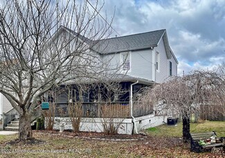 802 Walling Ave, Wall Township, NJ 07719