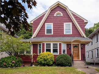 90 Culver Pkwy, Rochester, NY 14609