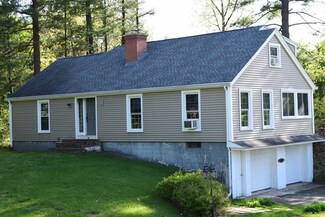 1824 Parker St, Springfield, MA 01128