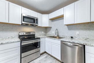608 Arbor Ln, Lancaster, TX 75134