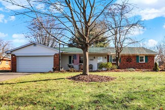 1645 Leerkamp Dr, Franklin, IN 46131