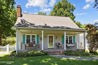 3602 E Hedrick Dr, Morehead City, NC 28557