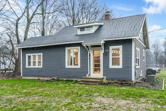 1908 Barney Rd, Kalamazoo, MI 49004