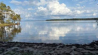 51 Aurelia Russell, Hemphill, TX 75948