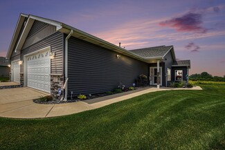 3872 Stadium St, Portage, IN 46368