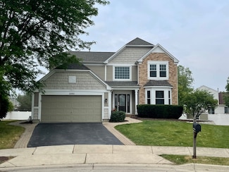 2205 Clipper Ct, Elgin, IL 60123