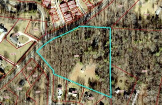 220 Ledbetter Rd, Arden, NC 28704