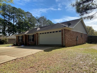 714 W Shady Ln, New Albany, MS 38652