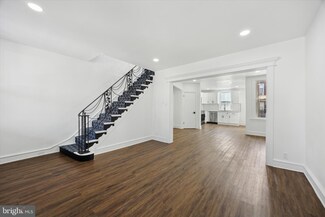 586 Anchor St, Philadelphia, PA 19120