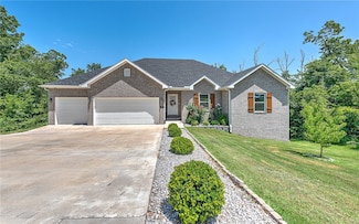 28 Copinsay Dr, Bella Vista, AR 72715