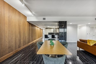 901 W 9th St Unit 401, Austin, TX 78703