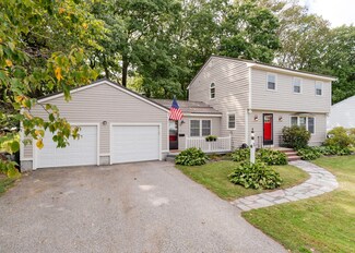 52 Fellows St, South Portland, ME 04106
