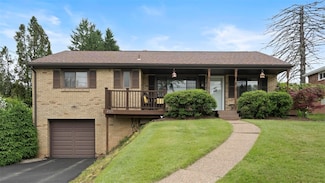 4725 Tomer Dr, Murrysville, PA 15668