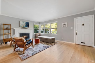 125 Hilldale Dr, San Anselmo, CA 94960