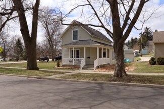 703 N 5th St, Goshen, IN 46528