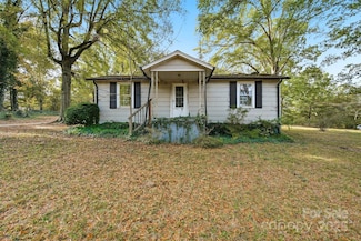 119 Sunset Dr, Taylorsville, NC 28681