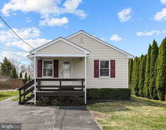 320 Elm St Unit A & B, Warminster, PA 18974