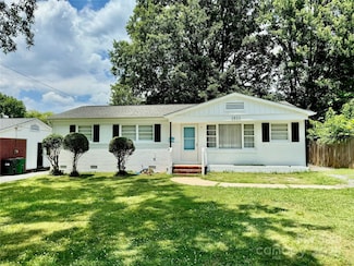 2823 Albany Ln, Charlotte, NC 28205