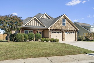 105 Holly Oak Ln, Ringgold, GA 30736