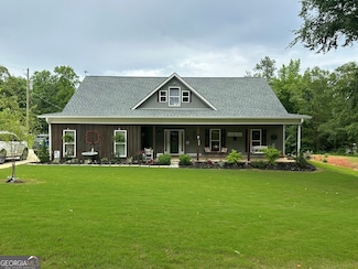 570 County Road 79, Roanoke, AL 36274