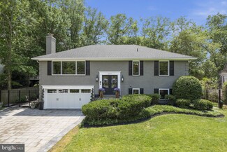 2211 Wakefield St, Alexandria, VA 22308